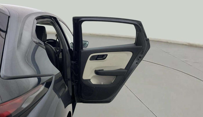 2021 Tata ALTROZ XM PLUS PETROL, Petrol, Manual, 46,077 km, RHS Rear Door