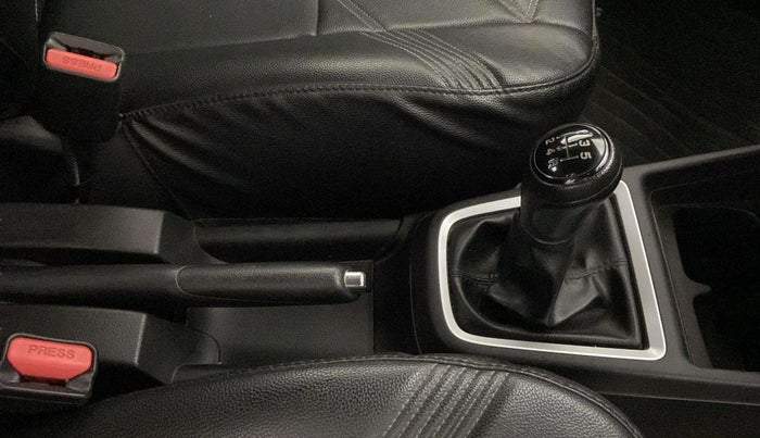 2021 Maruti Swift VXI, Petrol, Manual, 53,145 km, Gear Lever