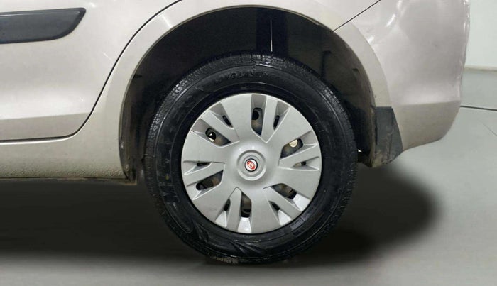 2016 Maruti Swift Dzire VXI, Petrol, Manual, 76,891 km, Left Rear Wheel