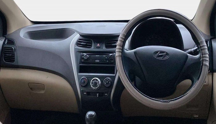 2017 Hyundai Eon ERA +, Petrol, Manual, 33,152 km, Dashboard