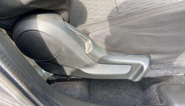 2018 Maruti Baleno DELTA PETROL 1.2, Petrol, Manual, 48,214 km, Driver Side Adjustment Panel