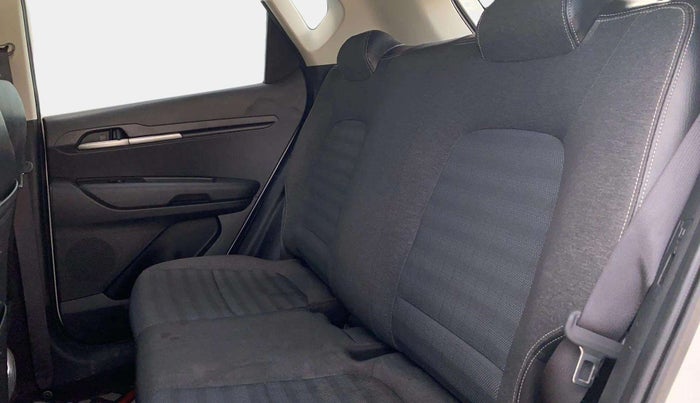 2023 KIA SONET HTK PLUS 1.0 TURBO PETROL IMT, Petrol, Manual, 19,199 km, Right Side Rear Door Cabin