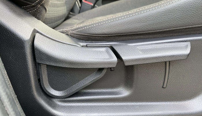 2020 KIA SONET HTK PLUS 1.0 DCT, Petrol, Automatic, 56,345 km, Driver Side Adjustment Panel