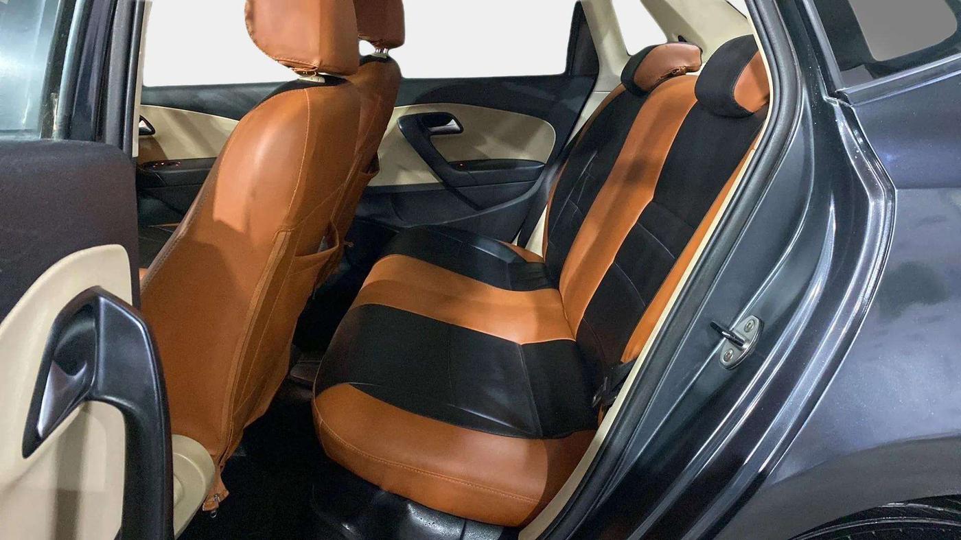 2017 Volkswagen Ameo COMFORTLINE PLUS 1.2L, Petrol, Manual, 70,456 km, Right Side Rear Door Cabin
