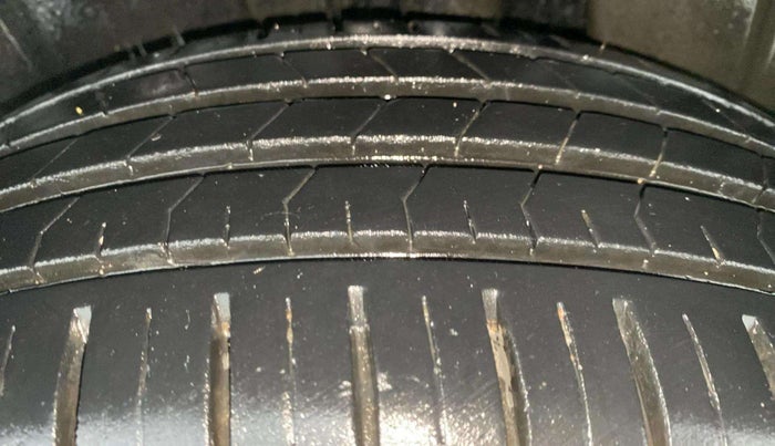2023 Maruti Baleno ALPHA 1.2 AGS, Petrol, Automatic, 18,670 km, Left Rear Tyre Tread