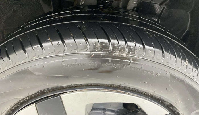 2021 Nissan MAGNITE XL, Petrol, Manual, 57,569 km, Right Front Tyre Tread