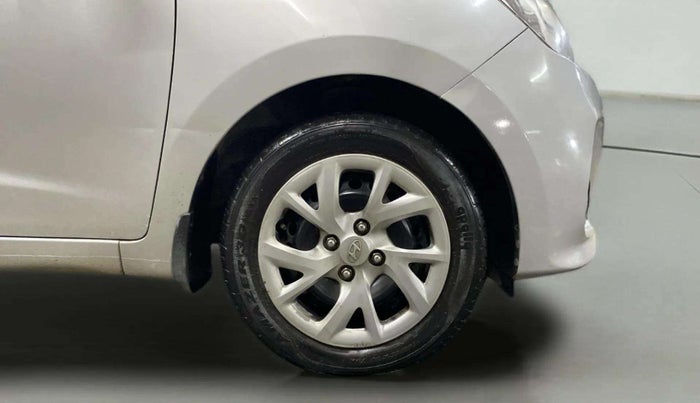2017 Hyundai Grand i10 SPORTZ 1.2 KAPPA VTVT, Petrol, Manual, 25,841 km, Right Front Wheel