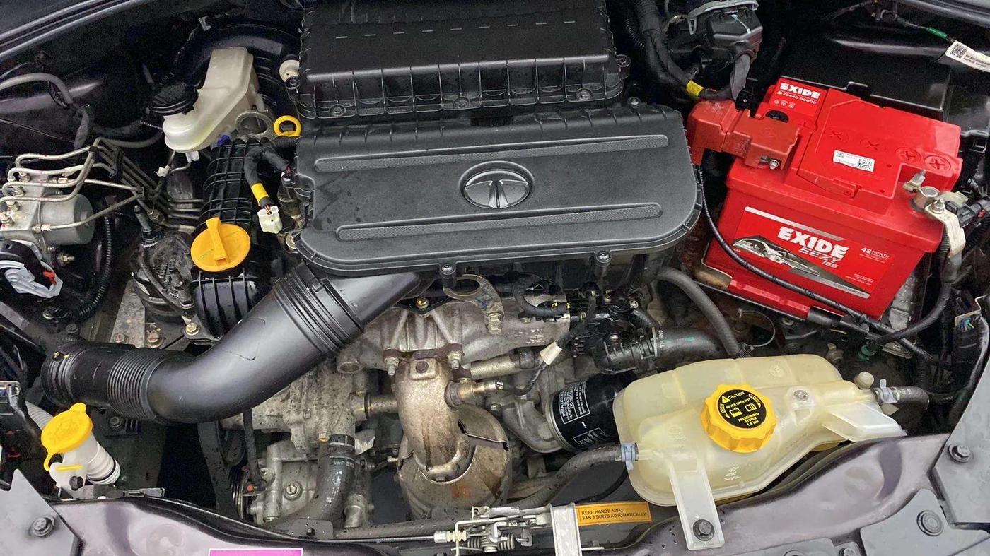 2023 Tata Tiago XZA PLUS PETROL, Petrol, Automatic, 12,674 km, Open Bonet