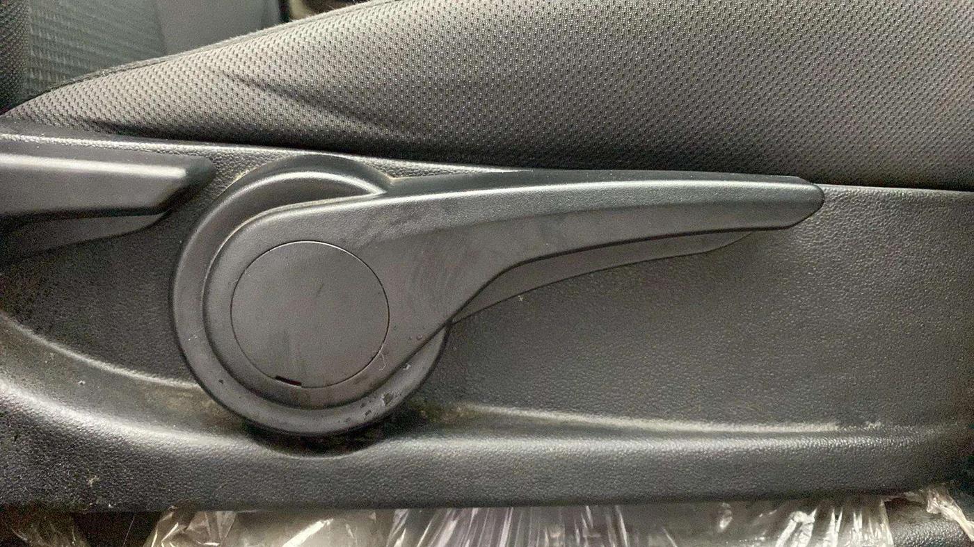 2017 Tata Tiago XZA PETROL, Petrol, Automatic, 52,066 km, Driver Side Adjustment Panel