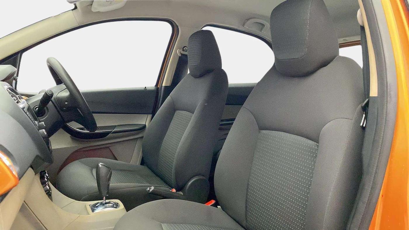 2017 Tata Tiago XZA PETROL, Petrol, Automatic, 52,066 km, Right Side Front Door Cabin