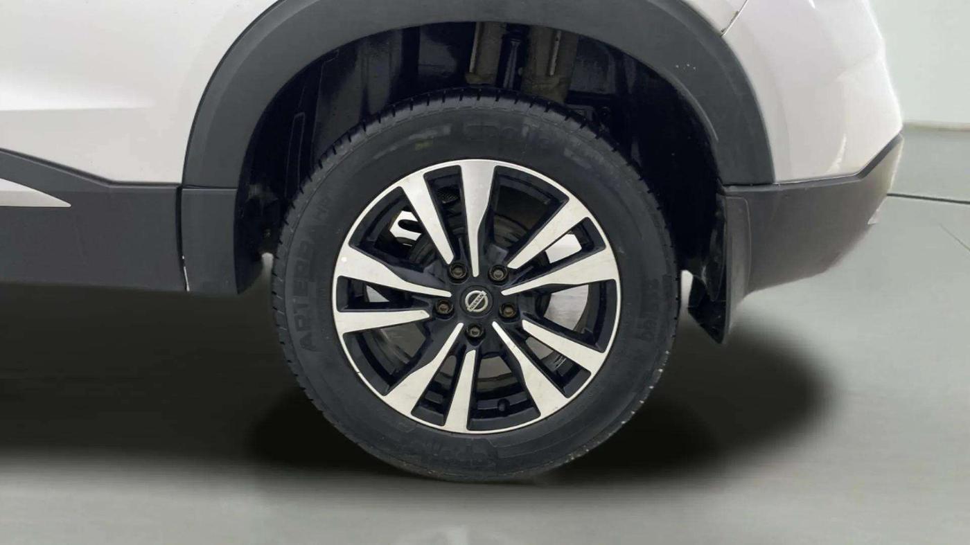 2021 Nissan Kicks XV 1.5, Petrol, Manual, 16,842 km, Left Rear Wheel