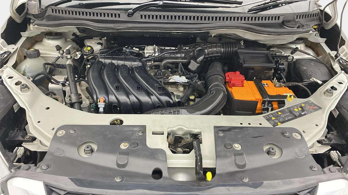 2021 Nissan Kicks XV 1.5, Petrol, Manual, 16,842 km, Engine View