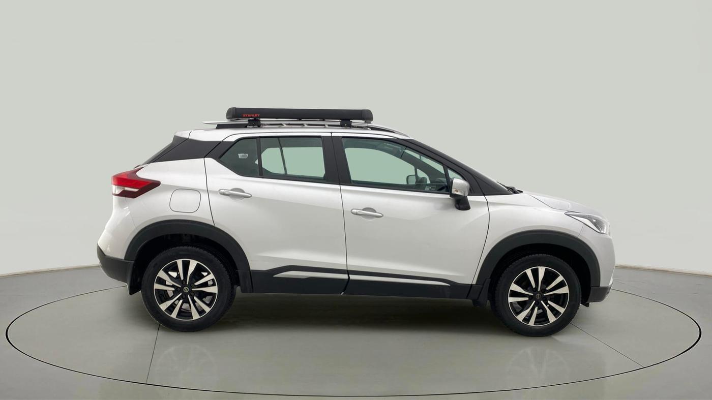 2021 Nissan Kicks XV 1.5, Petrol, Manual, 16,842 km, Right Side View