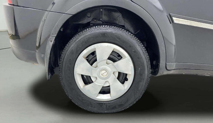 2018 Mahindra XUV500 W7, Diesel, Manual, 83,915 km, Right Rear Wheel