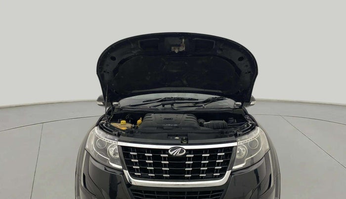 2018 Mahindra XUV500 W7, Diesel, Manual, 83,915 km, Open Bonet