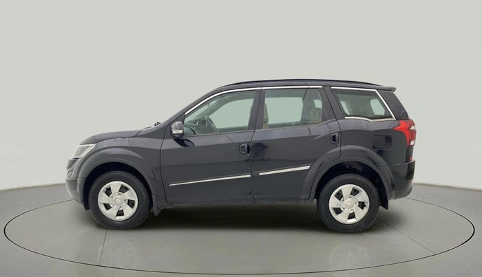 2018 Mahindra XUV500 W7, Diesel, Manual, 83,915 km, Left Side