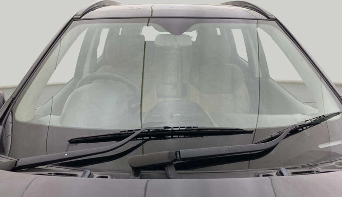2018 Mahindra XUV500 W7, Diesel, Manual, 83,915 km, Front Windshield
