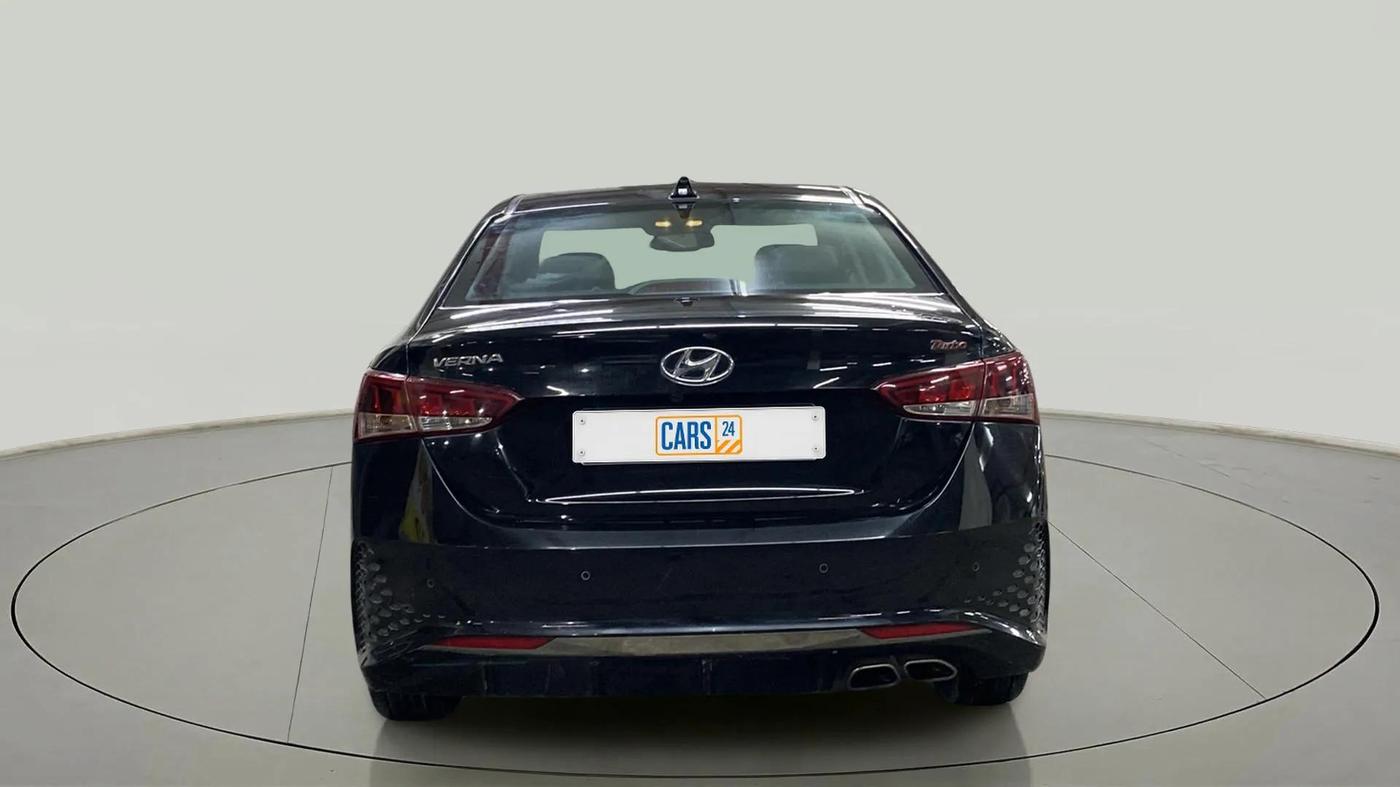 2020 Hyundai Verna SX (O) 1.0 TURBO DCT, Petrol, Automatic, 28,791 km, Back/Rear