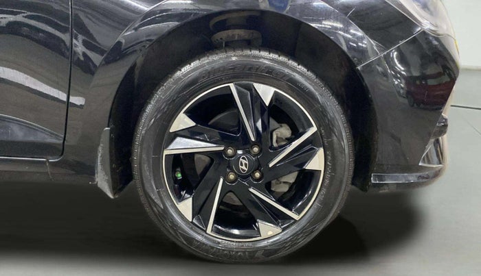 2020 Hyundai Verna SX (O) 1.0 TURBO DCT, Petrol, Automatic, 28,715 km, Right Front Wheel