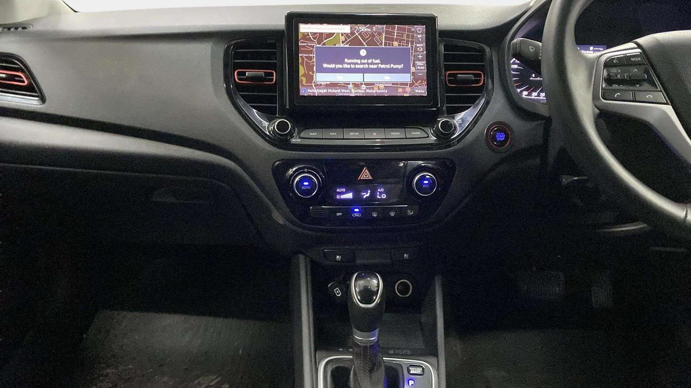 2020 Hyundai Verna SX (O) 1.0 TURBO DCT, Petrol, Automatic, 28,791 km, Air Conditioner