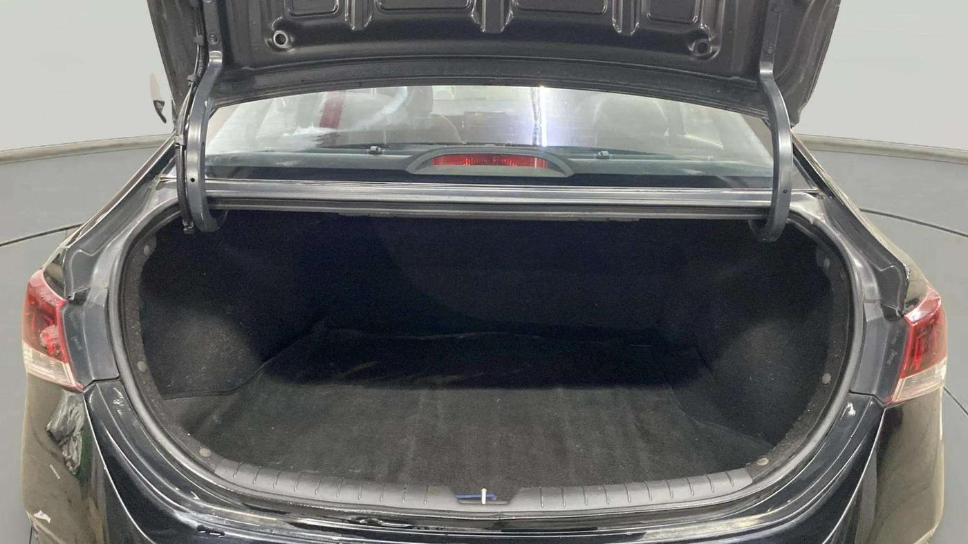 2020 Hyundai Verna SX (O) 1.0 TURBO DCT, Petrol, Automatic, 28,791 km, Boot Open Zoomed View