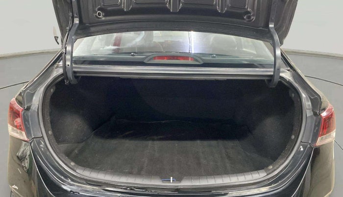 2020 Hyundai Verna SX (O) 1.0 TURBO DCT, Petrol, Automatic, 28,715 km, Boot Open Zoomed View