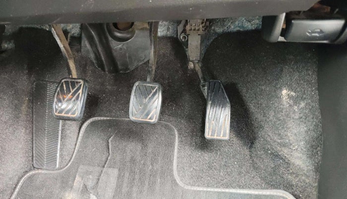 2019 Toyota Glanza G ISG, Petrol, Manual, 87,244 km, Pedals