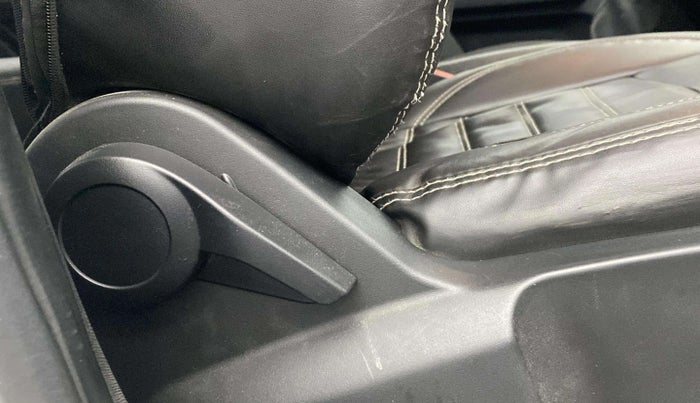 2024 Tata PUNCH ADVENTURE MT, Petrol, Manual, 20,471 km, Driver Side Adjustment Panel