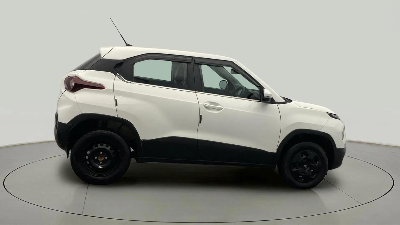 2024 Tata PUNCH ADVENTURE MT, Petrol, Manual, 20,487 km, Right Side View