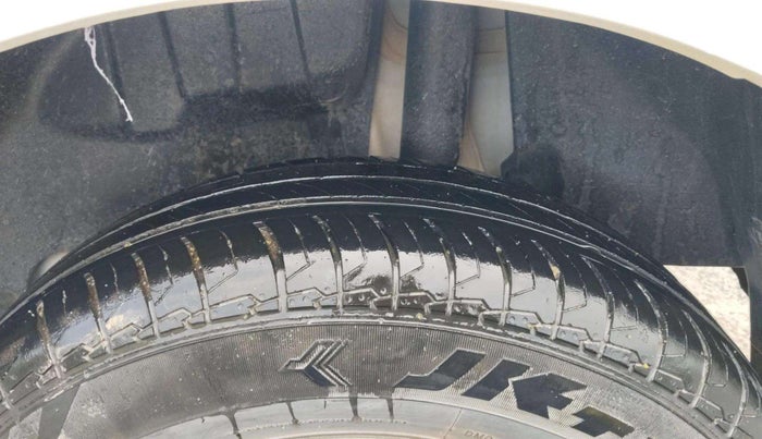 2022 Maruti Swift LXI, Petrol, Manual, 25,649 km, Right Rear Tyre Tread