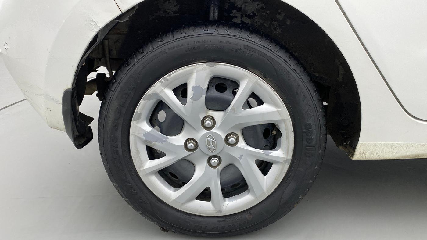 2017 Hyundai Grand i10 SPORTZ 1.2 KAPPA VTVT, Petrol, Manual, 31,463 km, Right Rear Wheel