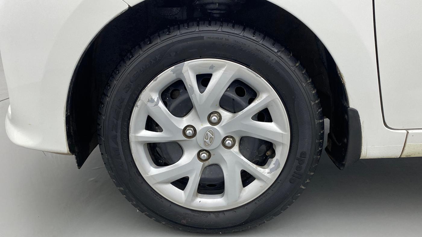 2017 Hyundai Grand i10 SPORTZ 1.2 KAPPA VTVT, Petrol, Manual, 31,463 km, Left Front Wheel