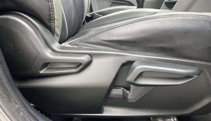 2021 Tata Tiago XZ PLUS PETROL, Petrol, Manual, 11,073 km, Driver Side Adjustment Panel