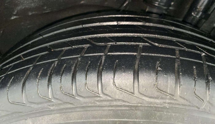 2023 Tata NEXON XZA PLUS (O) PETROL, Petrol, Automatic, 25,044 km, Left Rear Tyre Tread