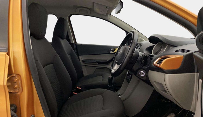 2016 Tata Tiago XZ PETROL, Petrol, Manual, 78,273 km, Right Side Front Door Cabin