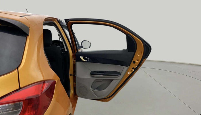 2016 Tata Tiago XZ PETROL, Petrol, Manual, 78,273 km, RHS Rear Door