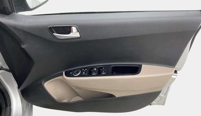 2019 Hyundai Grand i10 ASTA 1.2 KAPPA VTVT, Petrol, Manual, 80,821 km, Driver Side Door Panels Control