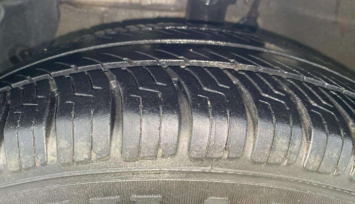 2019 Hyundai Grand i10 ASTA 1.2 KAPPA VTVT, Petrol, Manual, 80,821 km, Left Front Tyre Tread
