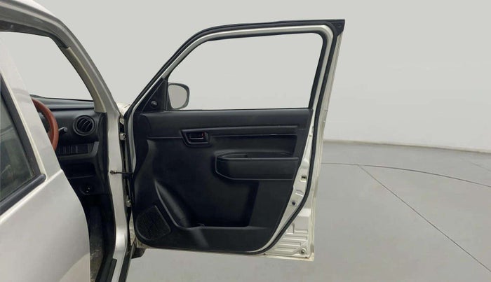 2020 Maruti S PRESSO VXI (O), Petrol, Manual, 55,825 km, RHS Front Door