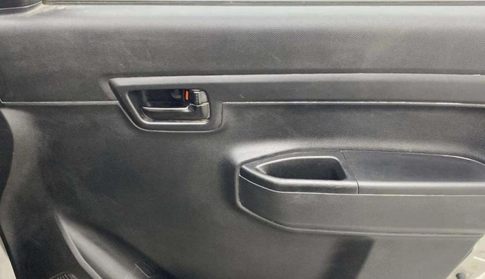 2020 Maruti S PRESSO VXI (O), Petrol, Manual, 55,825 km, Driver Side Door Panels Control