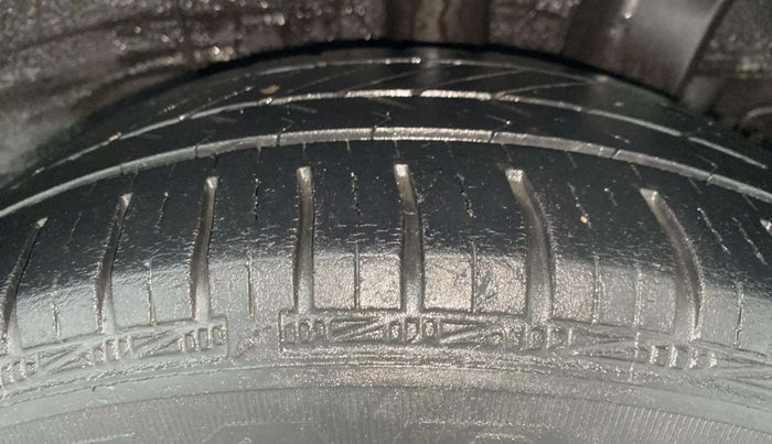 2018 Hyundai Grand i10 SPORTZ AT 1.2 KAPPA VTVT, Petrol, Automatic, 42,510 km, Left Rear Tyre Tread