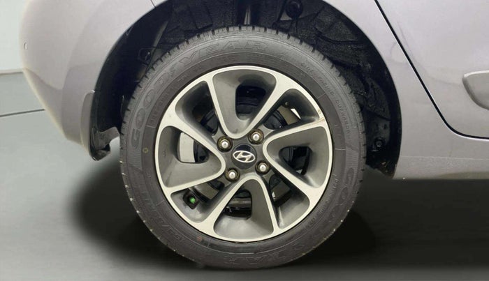 2018 Hyundai Grand i10 SPORTZ AT 1.2 KAPPA VTVT, Petrol, Automatic, 42,510 km, Right Rear Wheel
