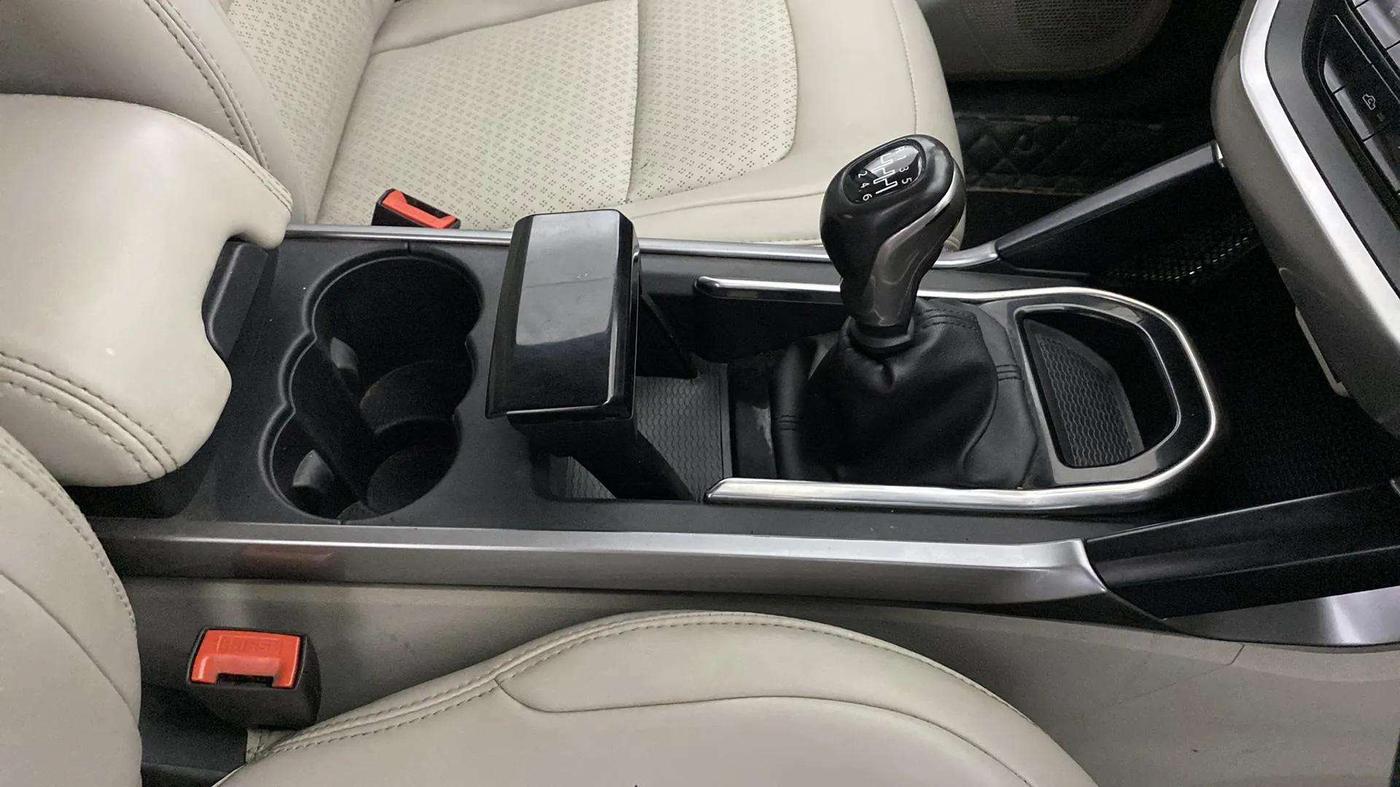 2021 Tata Safari XT PLUS, Diesel, Manual, 58,292 km, Gear Lever