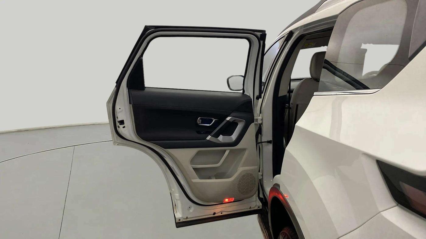 2021 Tata Safari XT PLUS, Diesel, Manual, 58,292 km, LHS Rear Door