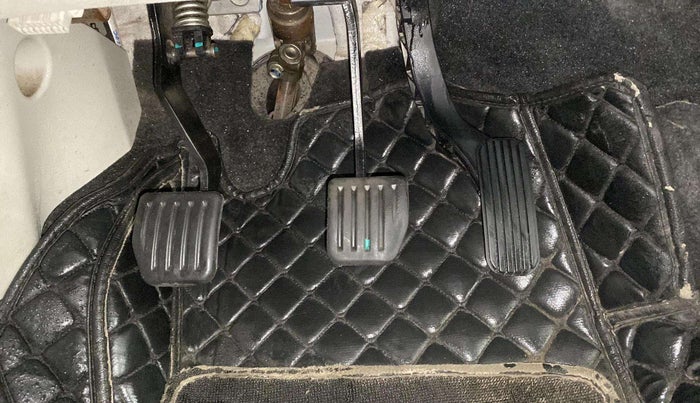 2021 Tata Safari XT PLUS, Diesel, Manual, 58,115 km, Pedals