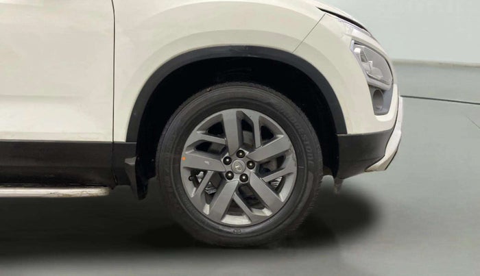 2021 Tata Safari XT PLUS, Diesel, Manual, 58,115 km, Right Front Wheel