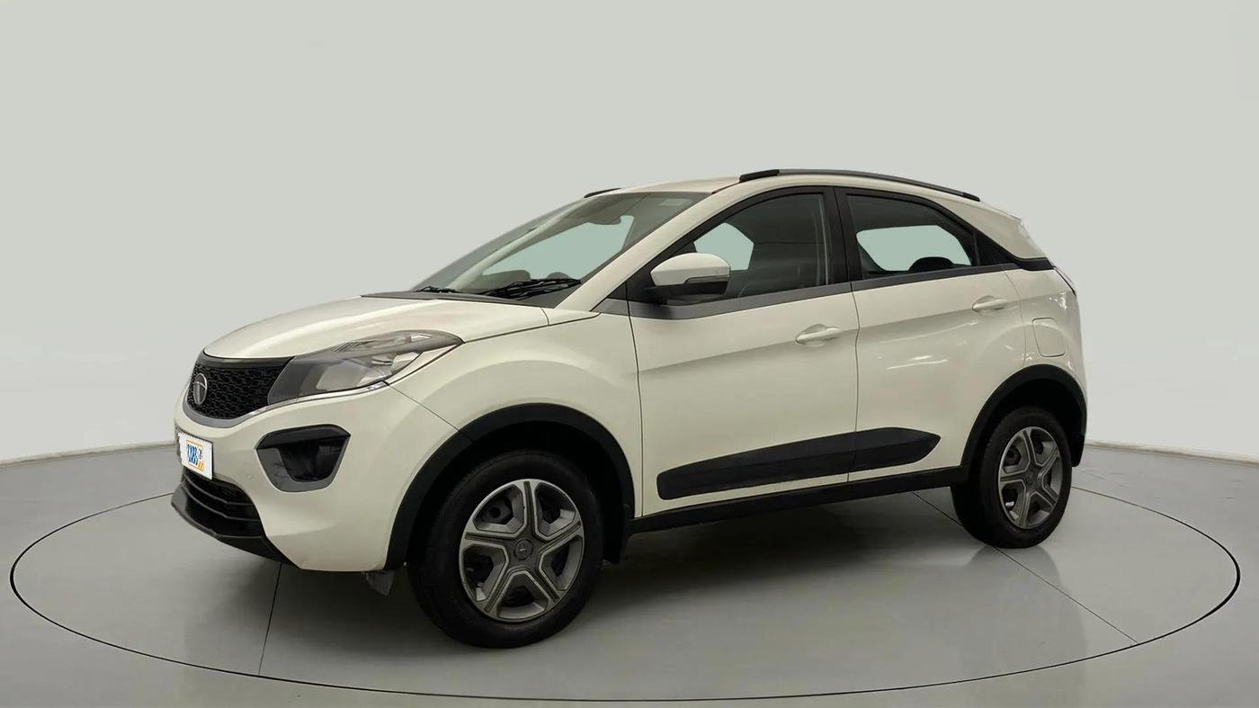 2018 Tata NEXON XT DIESEL, Diesel, Manual, 72,498 km, Left Front Diagonal