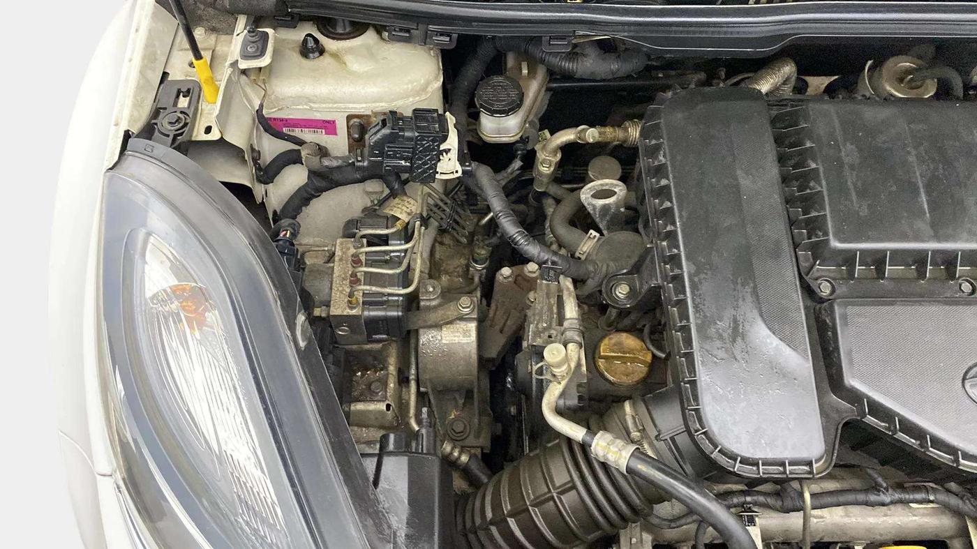 2018 Tata NEXON XT DIESEL, Diesel, Manual, 72,498 km, Engine View - Right
