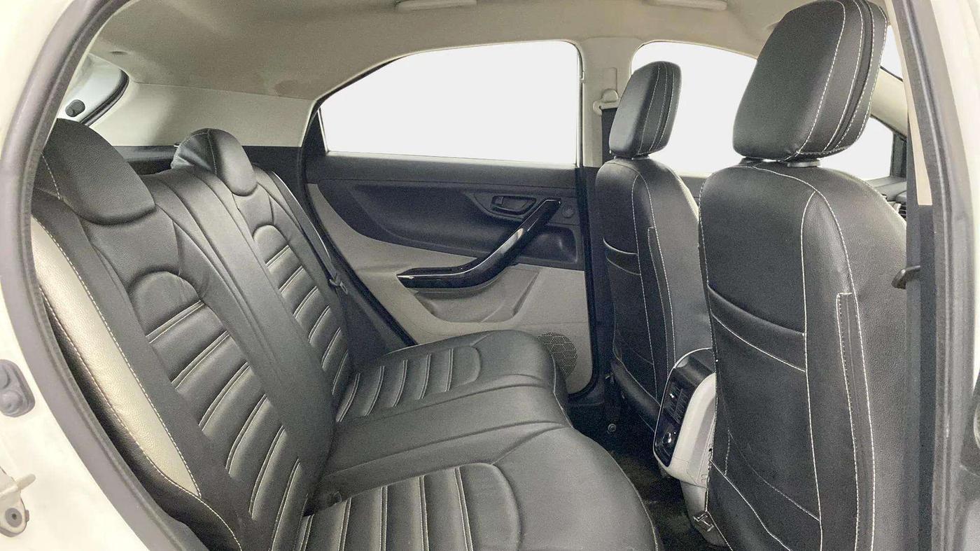 2018 Tata NEXON XT DIESEL, Diesel, Manual, 72,498 km, Right Side Rear Door Cabin