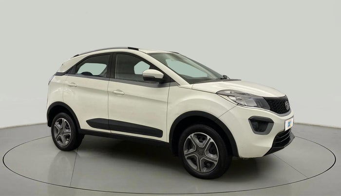 2018 Tata NEXON XT DIESEL, Diesel, Manual, 72,510 km, Right Front Diagonal
